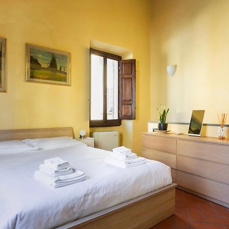 Cozy Classic Italian House Near Santa Croce, On The Lungarno Apartment Florence Exterior photo